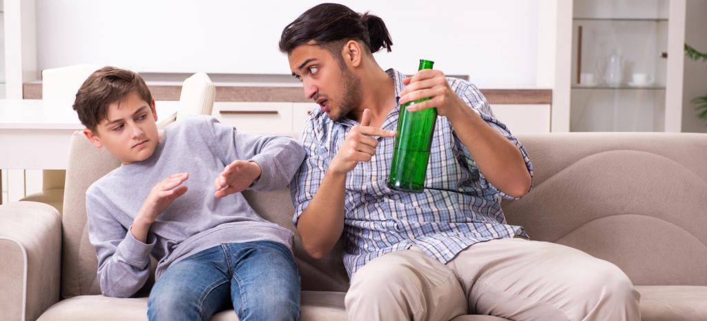 Cómo el Alcoholismo Afecta en la Adolescencia Web del Psicólogo